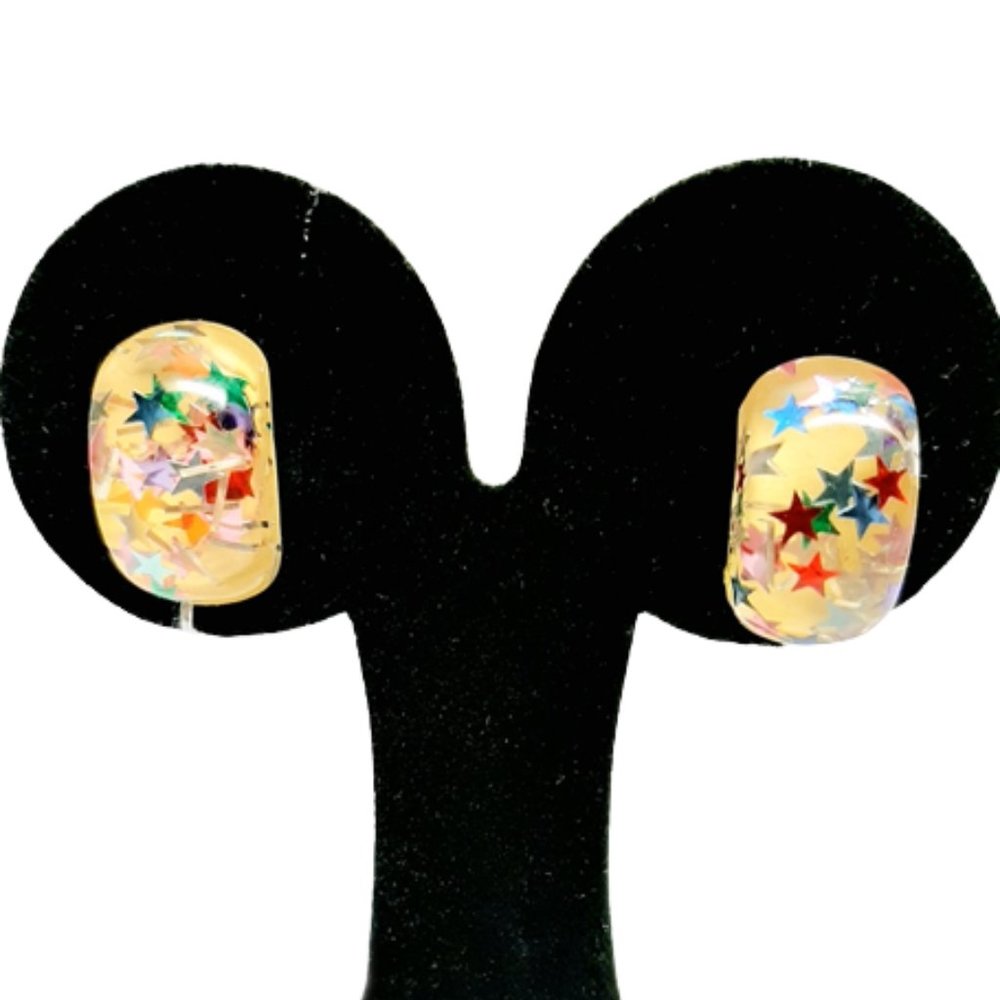 1960s Vintage Clear & Yellow Lucite Earrings With Glitter Confetti Colored Stars